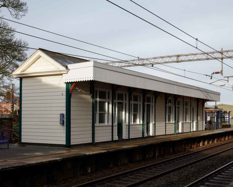 railway shelters manufacturers